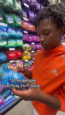 sha can leave da milk in the soap section 😔 #fypシ゚ 