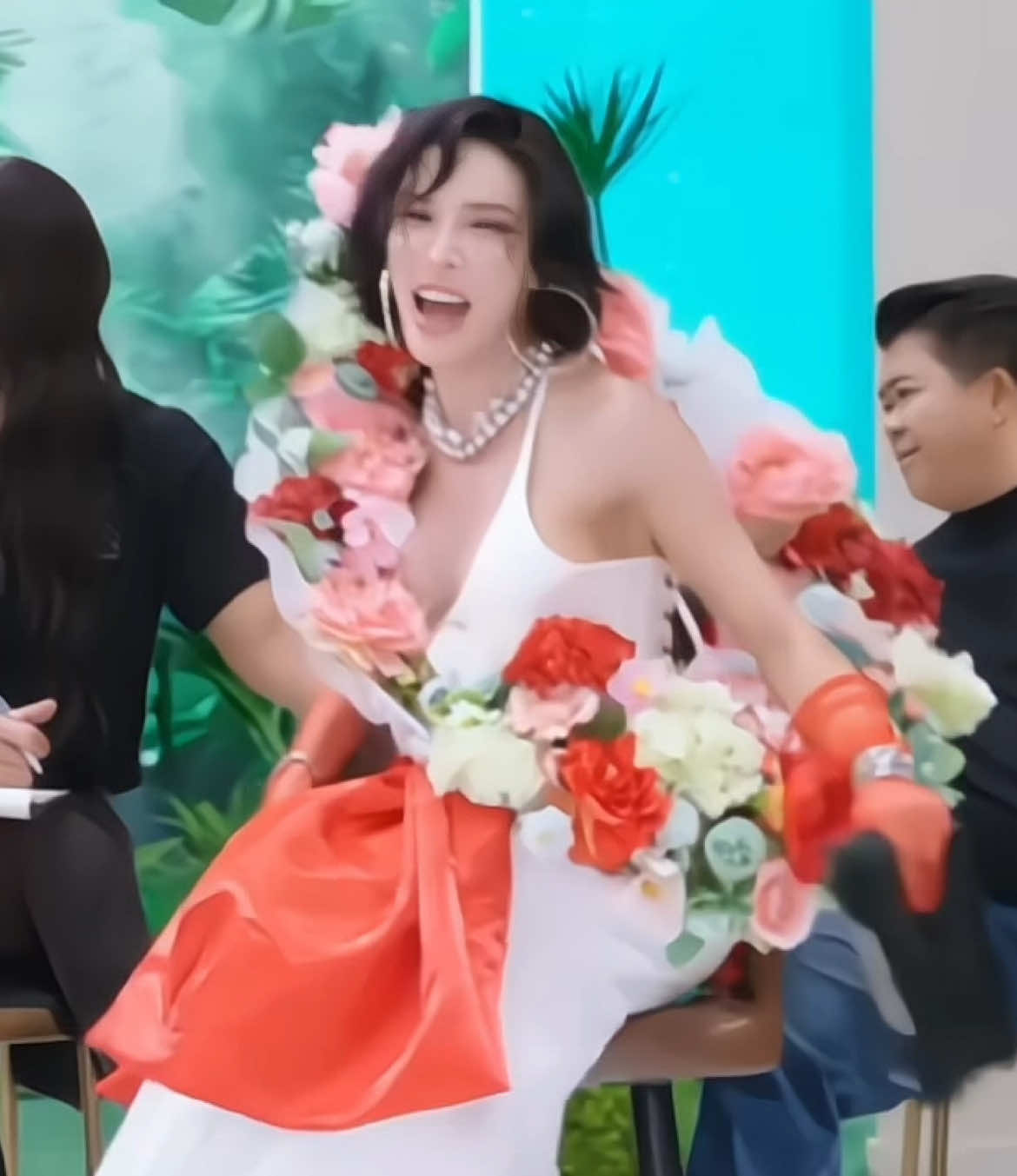 #thesocialwarriorseason2 #สมรภูมิโซเชียล #ลูกเกดเมทินี #นิสามณีสะบัดแปรง 