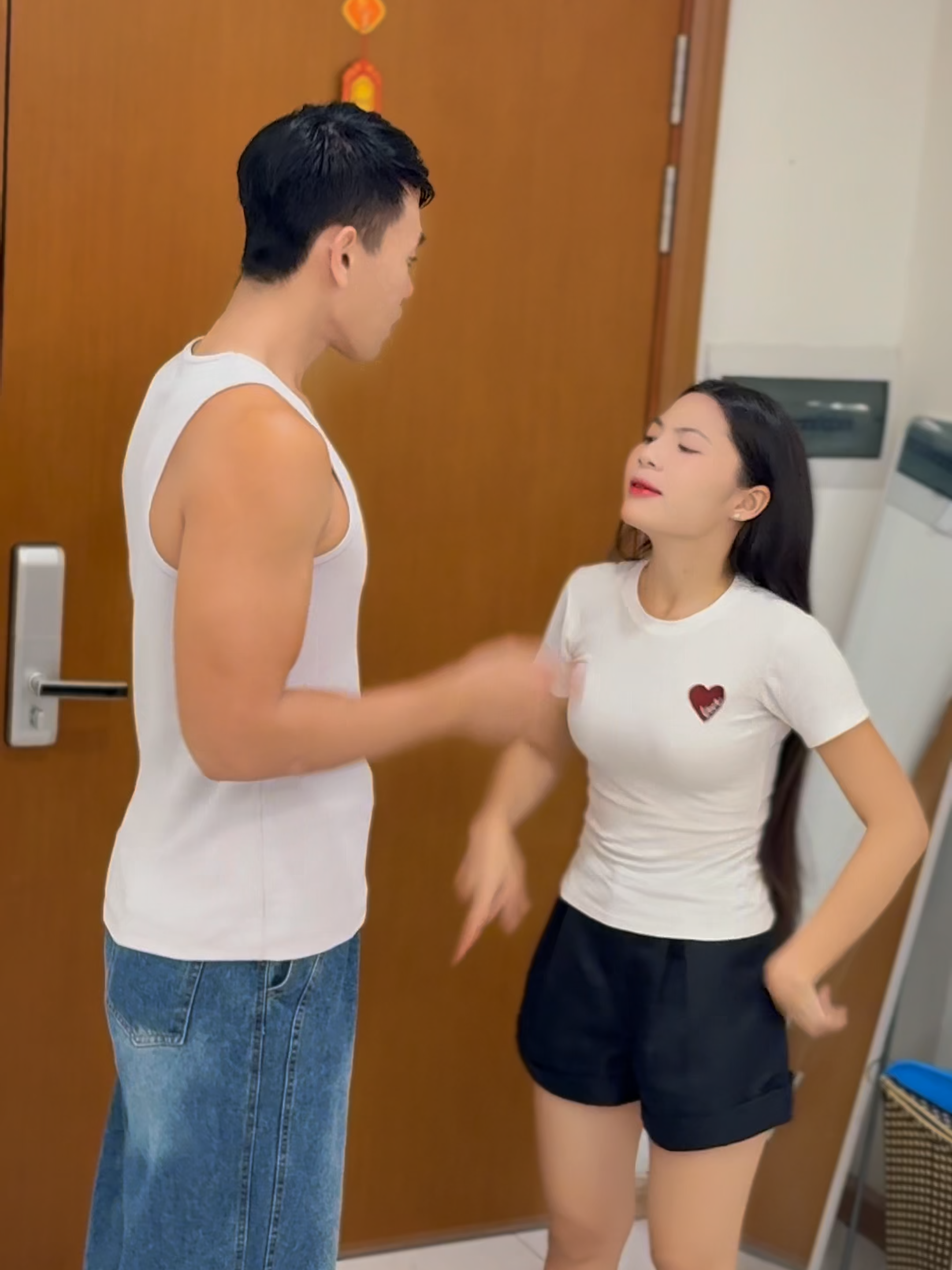 Phụ nữ thật khó hiểu