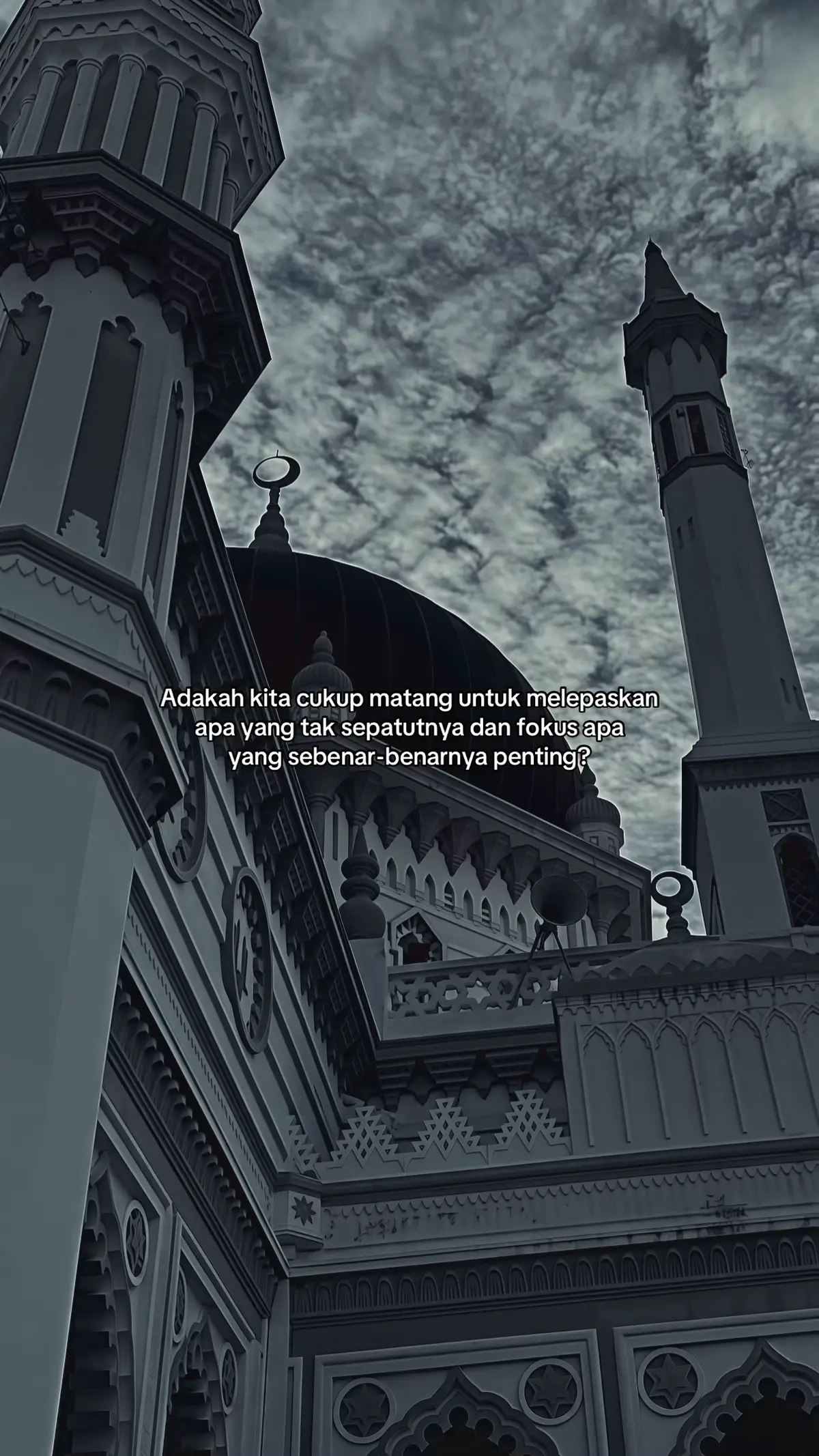 worldly love is fleeting, Allah love is eternal.