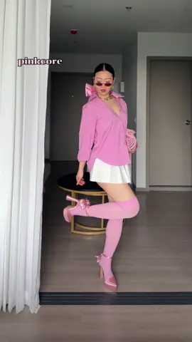 styling fall hosiery @Leg Avenue ✨🩷💫 which one are you?🤩 #outfitinspo #fallfashion 