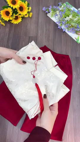 Áo dài UY VŨ lụa cho bé trai diện Tết. Tặng kèm Ngọc bội. #xuhuong #aodaitetchobe #aodaibetrai #aodaivietnam #quanaotreem  @Mẹ San San  @Mẹ San San 