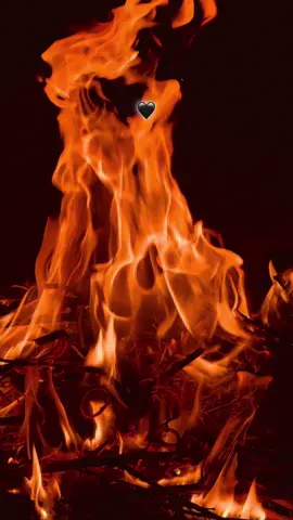 Geceye güzel bir söz bırak #acılıhikayeler #hüzünlüvideolar #anlamlısözler #fyp #🖤🕊️ 