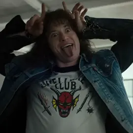 ما يخاف الحب 😞 #strangerthings #سترينجر_ثنقز #eddiemunson #ايدي_مونسون 