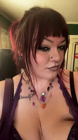 someone give me motivation to start dressing up again PLEASE #fits #bodypositivity #OOTD 