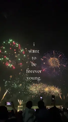 time flies so fast #foreveryoung #alphaville 