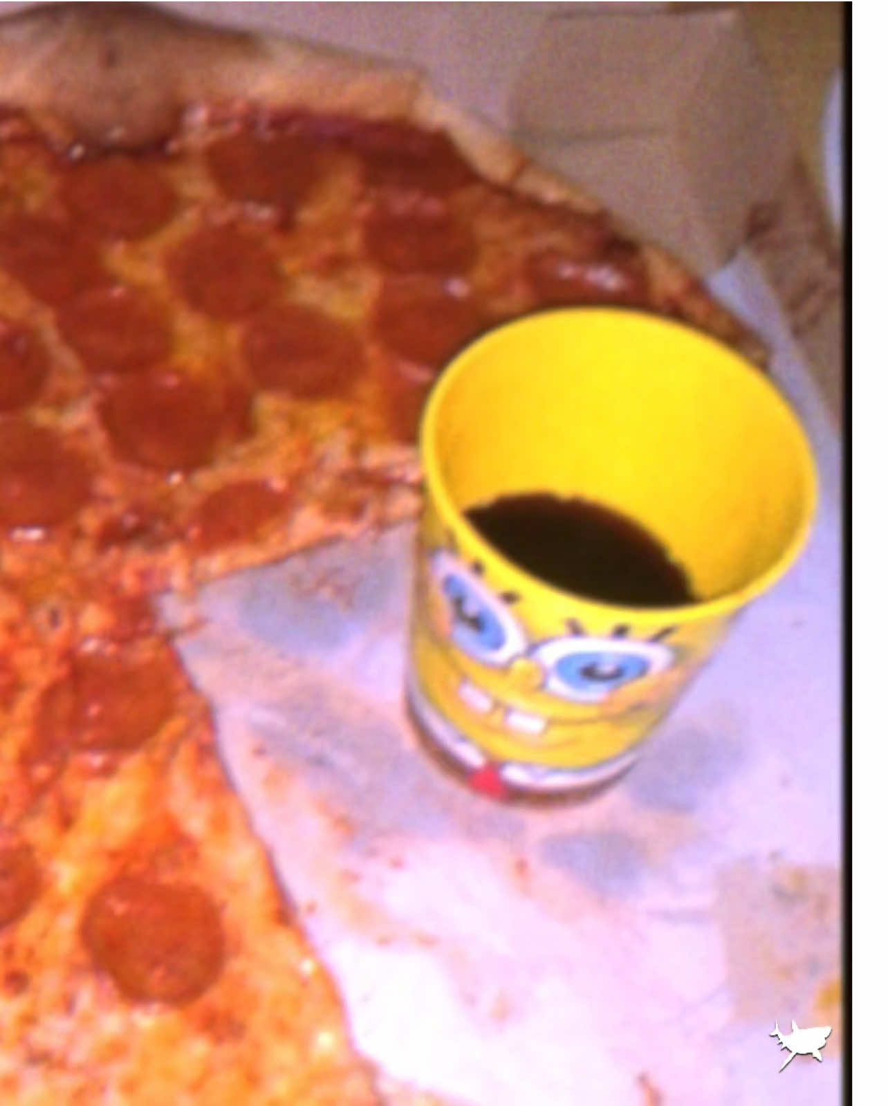 this is why you can’t eat at everybody’s house fr 🍕#fyp #hillaryclinton #pizza #bubba #chuckecheese 