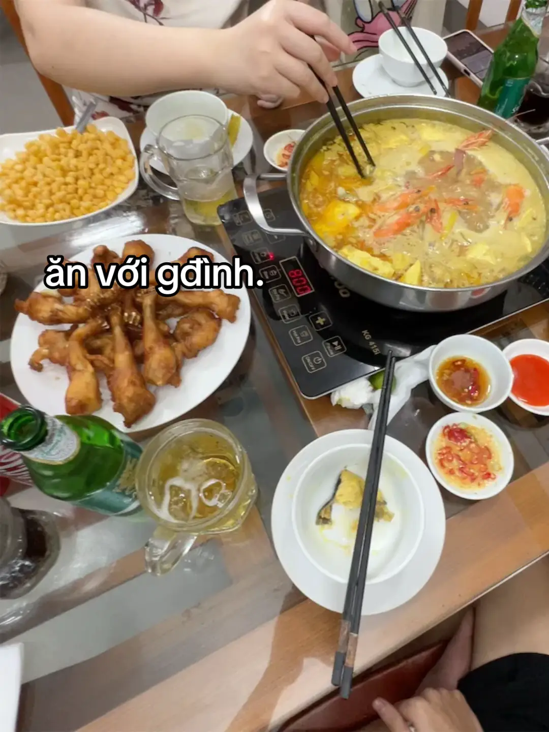 ăn một mình với căn bệnh thế kỷ……..