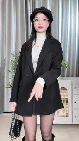 Đi làm mà mặc blazer đúng là chân ái #hiennguyen6666666 #thoitrangnu #aokhoacnu #aoblazer #xuhuong 