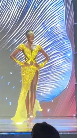 Miss Universe Cote D’Ivoires Olivia Yace in a crystallized Leo Almodal Masterpiece ♥️FOR INQUIRIES & APPOINTMENTS♥️ 💎whatsapp or viber +639175365401 💎sales & coordinator @sumaitrichard  💎info@almodal.com 💎www.almodal.com @leoalmodal  #LeoAlmodal #Almodal #missuniverse 