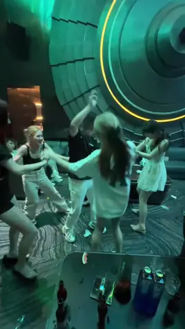 一男五女，舞出默契与激情！