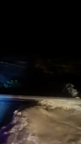 Biết bao giờ mới hết cảnh ngập lụt dậy trời🥹@Cọ Đồng Nai 60✈️✈️🚛🚛 @✨ Lỳ Bình Định 📸👑 @Hùng Nguyễn J&T HCM HN @Anh *Shipper*43*ĐN #CapCut #xuhuongtiktok #nhatkyxetai 