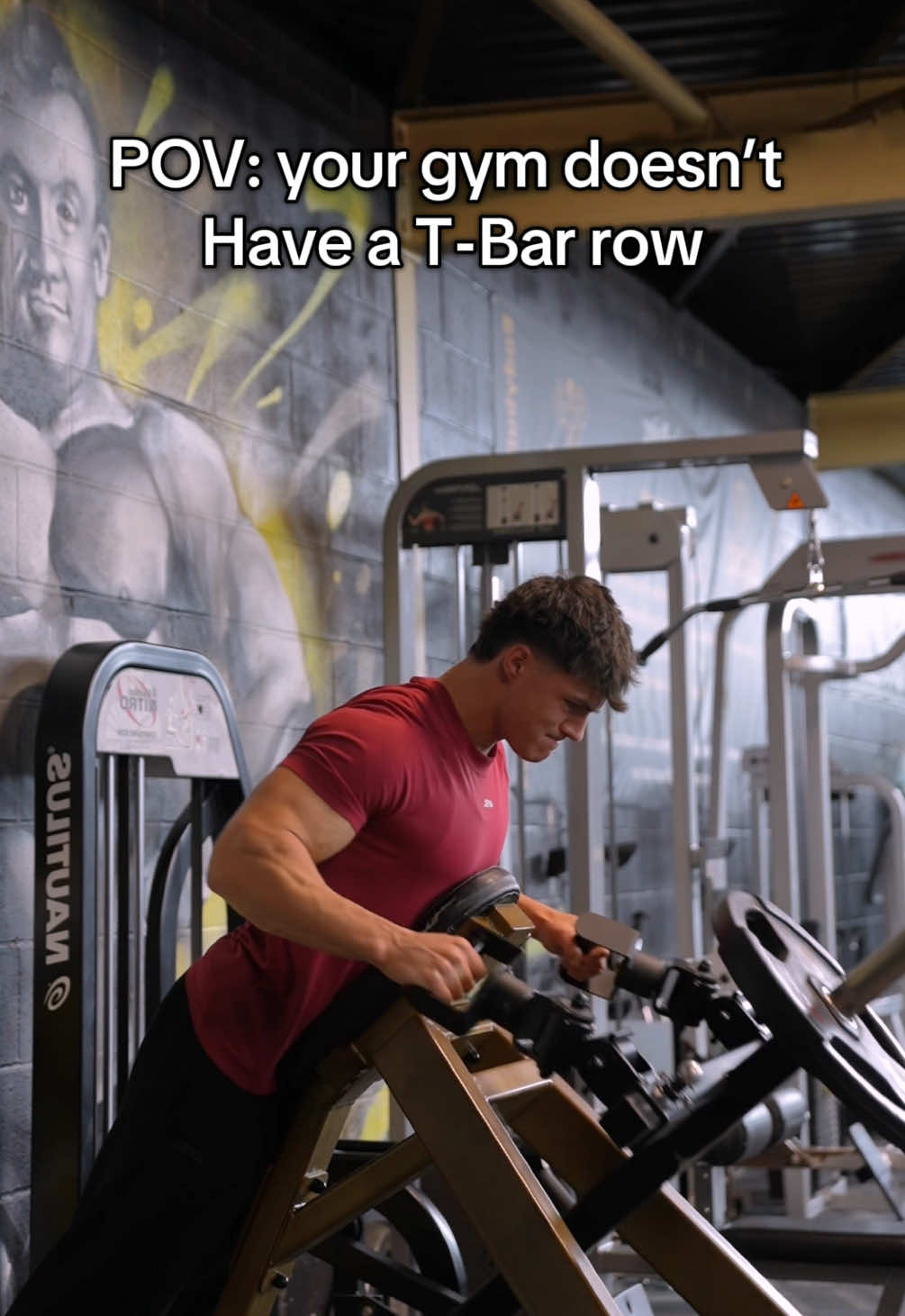 Try this if your gym does NOT have a T-bar row. @AYBL Black Friday sale live! Code “HARLEY” for extra 10% off! #gymtips #gymmotivation #natty 
