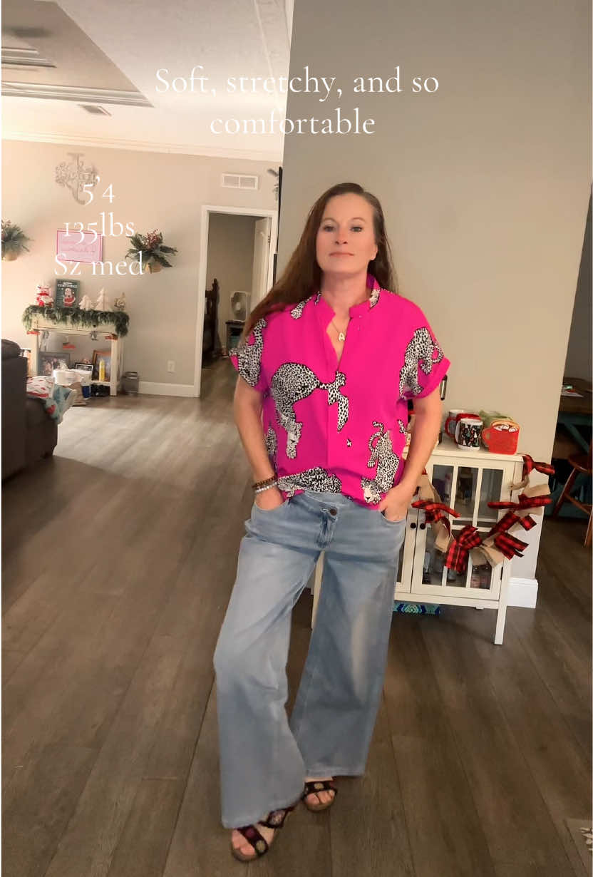 Literally feel like sweatpants, stretchy and soft material.  #halara #halarajeans #fashion #tiktokshopblackfriday #strechy 