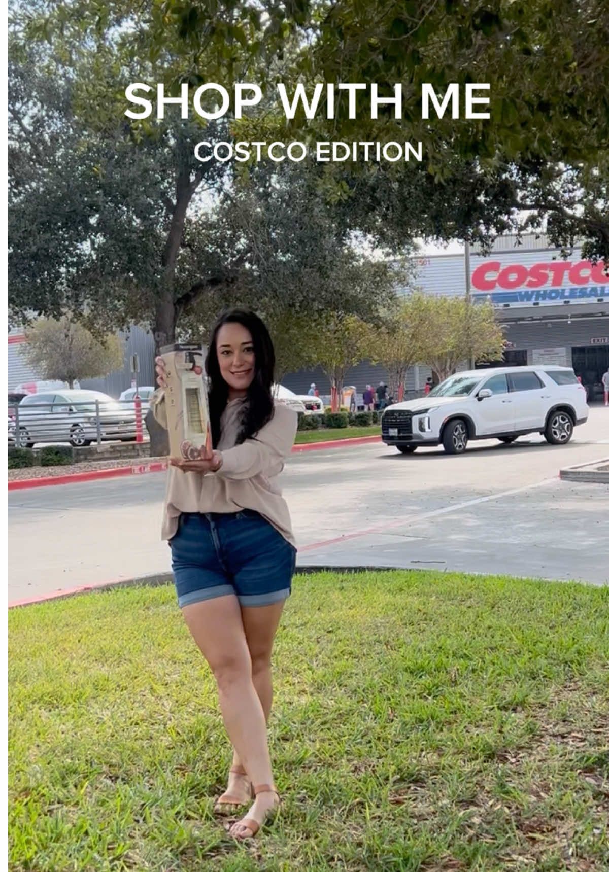 #AD #RainbathSantal #CostcoFinds @Neutrogena @Costco Wholesale   El nuevo Rainbath Santal de neutrogena con el aroma cálido pero huele espectacular  Solo en Costco y ahorita con $5 off.  Aprovecha!