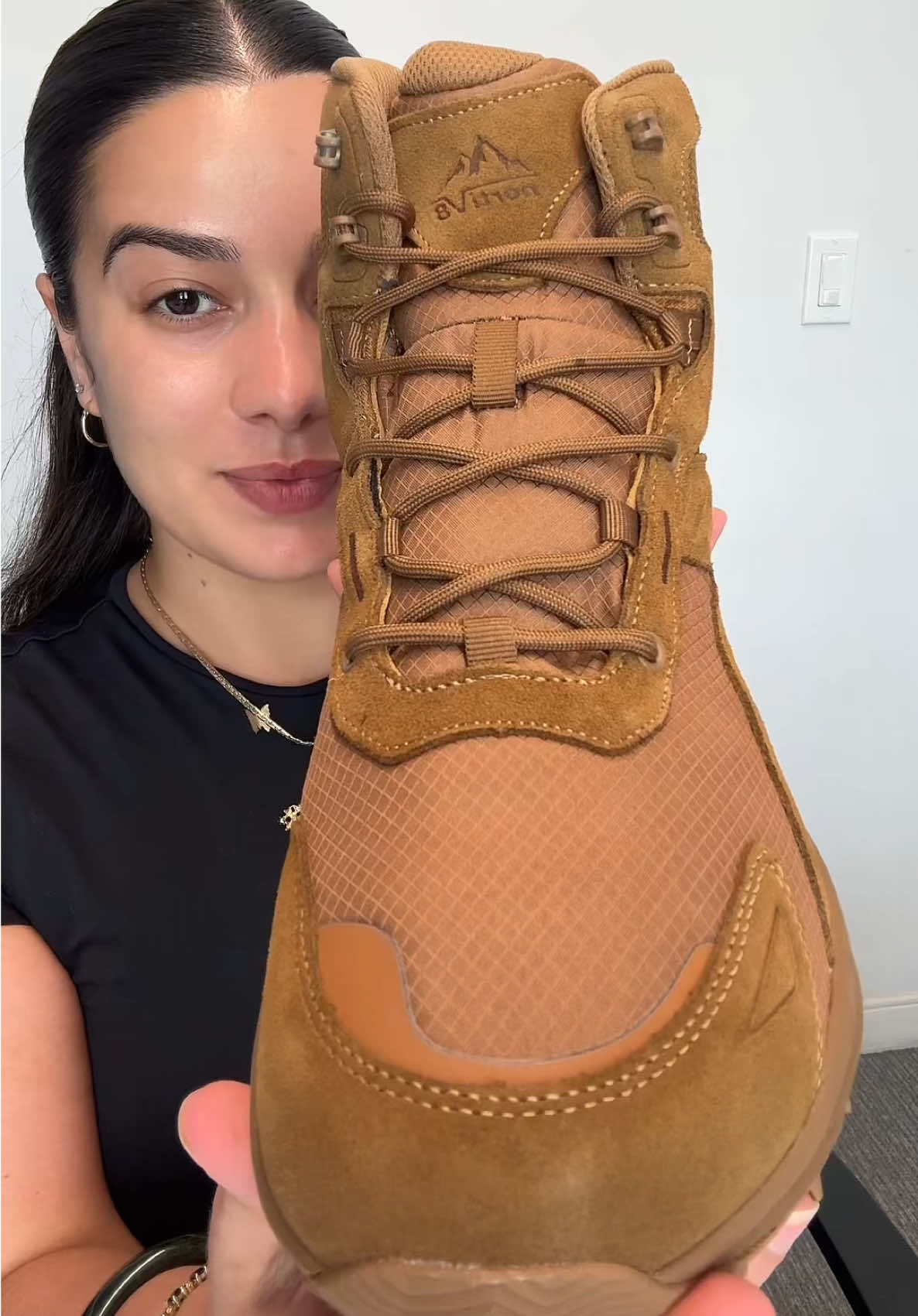 Built for action and all-day comfort, these tactical boots keep you ready for any mission—comment if you’d take them on your next adventure.  #fyp #tacticalboots #tiktokshopfinds #N8 #tiktokshop   