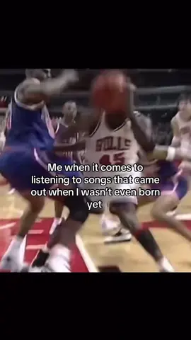 #90sthrowback #80saesthetic #vicecity #gtavicecity #mj23 