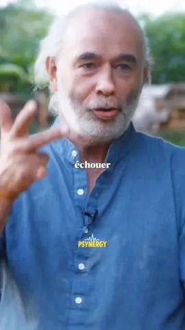 Découvrez pourquoi votre esprit n'entend pas la négation, pourquoi dire « il ne faut pas que je me trompe » attire justement l’erreur, et comment réorienter vos pensées pour enfin vous libérer du négatif. Une explication claire, simple et puissante pour transformer votre  mental au quotidien. Crédit: Arnaud riou  Clique sur le lien dans notre bio pour accéder à un outil puissant pour créer ta réalité naturellement et sans effort dès maintenant. #univers #pourtoi #subconsciente #manifestation #francetiktok 