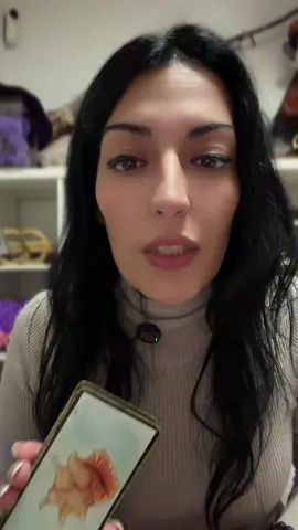 ¡No te destruyas más para construir a los demás! Ya diste demasiado, ya sanaste demasiado lo que no era tuyo. Ahora toca cuidarte, elegirte y respetarte. Quien quiera quedarse, que te sume… no que te rompa. #AmorPropio #DespertarEmocional #BastaDeDolor