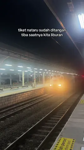 gimana, tiket kalian aman? mana di diskon lagi sama KAI🫶 #kaiaccess #keretaapiindonesia #liburan #tiketnataru #railfans 