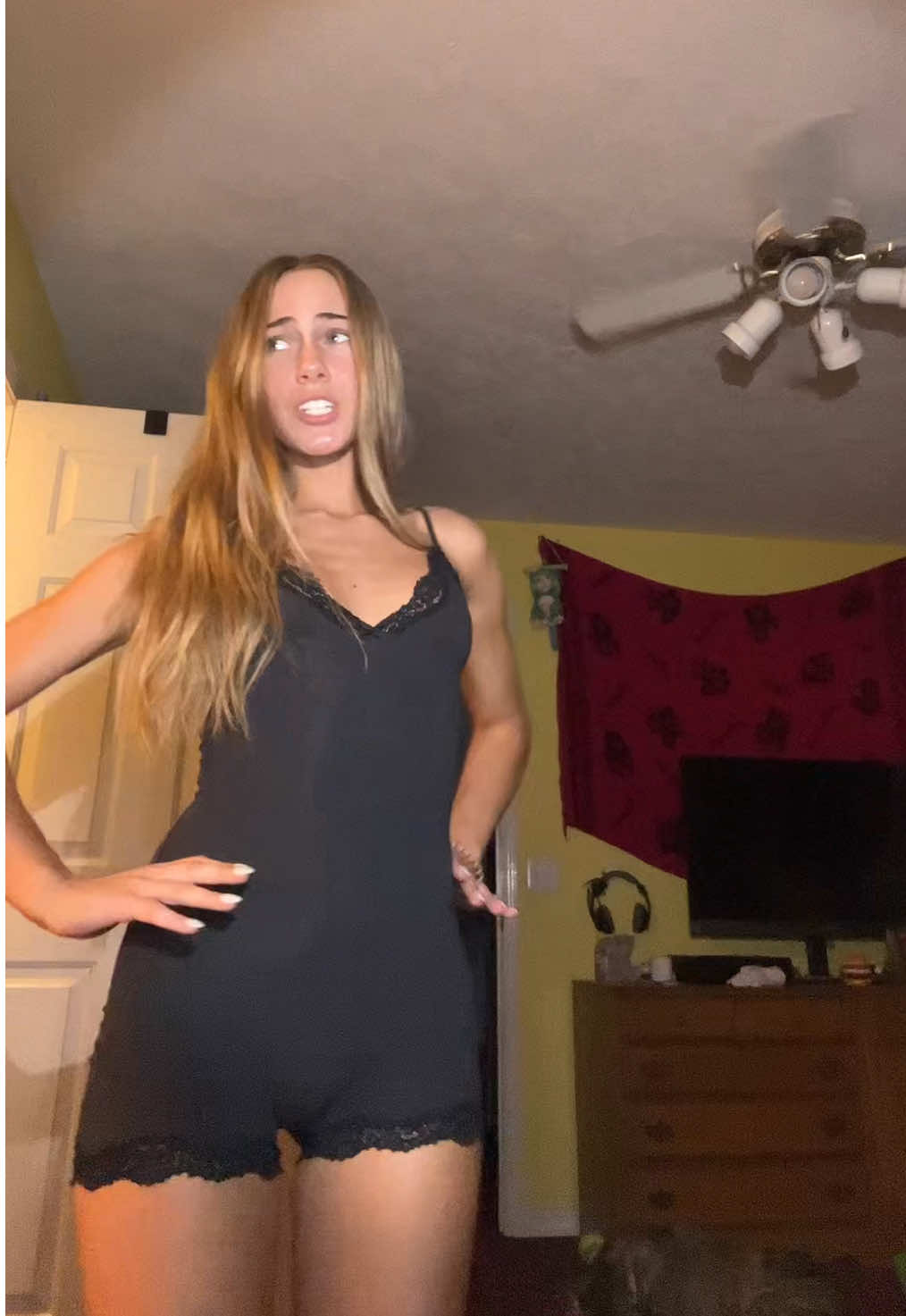 hmm I love Kanye do u?