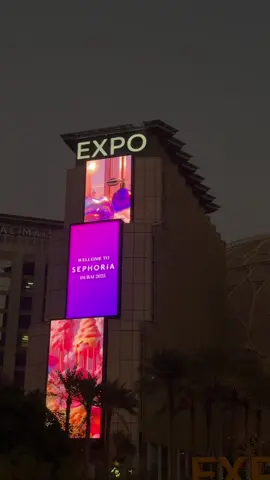 Sephoria day 1 : beauty overload in the best way💄✨ . . . #sephora #sephoriadubai #fyp #ilovebeingawoman #makeup 