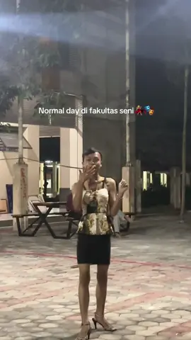 makin malem makin rame😍 #fbsunesa #fakultasbahasadanseni #unesa 