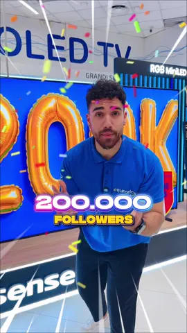 SPECIALE 200K FOLLOWERS TIKTOK 💙 Grazie a tutti Per l'occasione vi presentiamo il nuovissimo Smart TV HISENSE UX 116