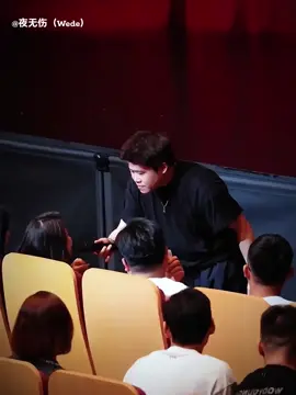 “伤天害理的事绝不容忍，但一辈子若能遇到这么爱你的女人，那人生还有什么可遗憾的”#脱口秀 #情感共鸣 #柬埔寨一女子劫走6名囚犯 #东南亚大嫂 