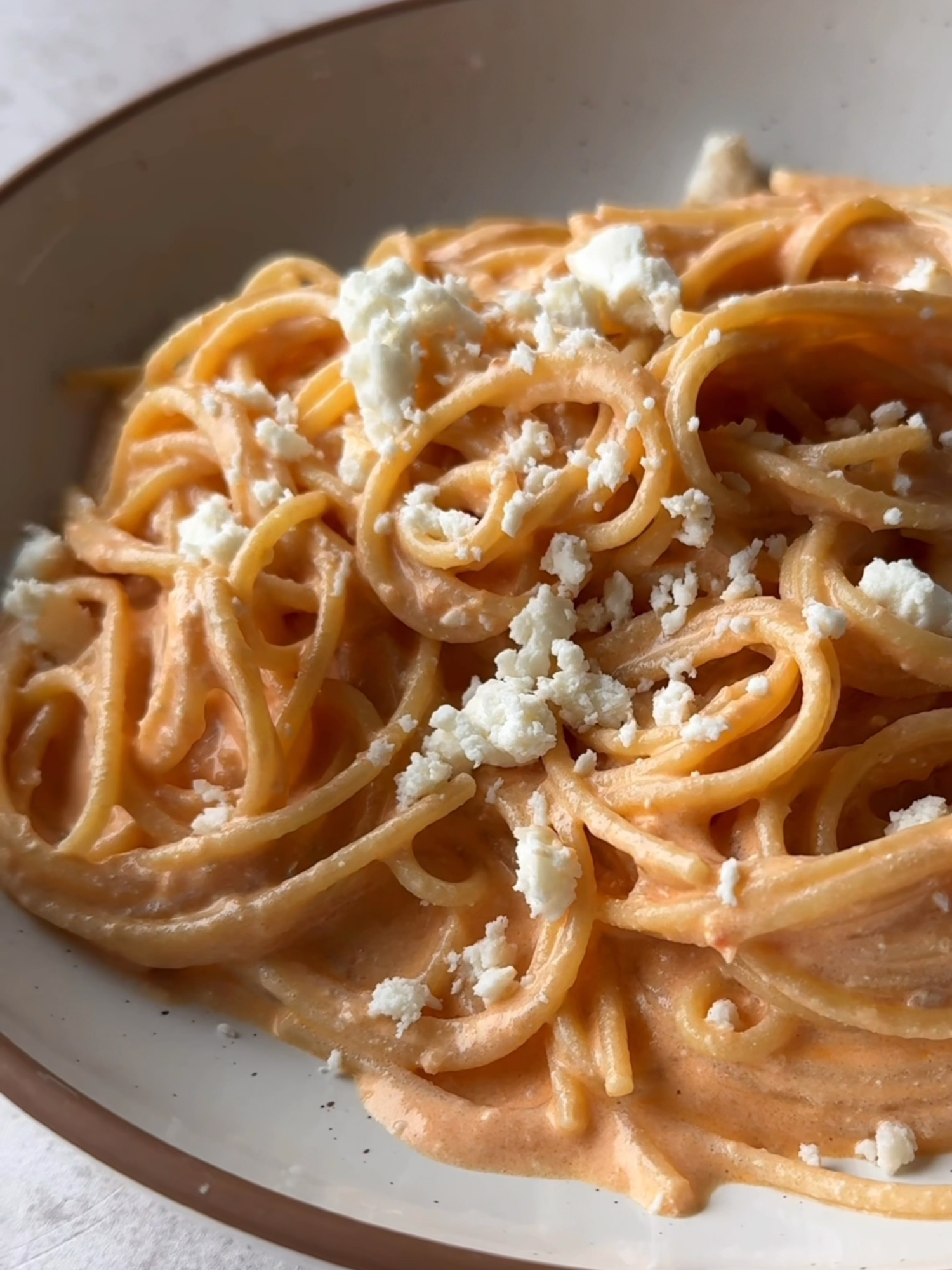 Espagueti rojo aka the Mexican pasta you didn’t know you needed 🙃 Roma tomatoes get simmered and blended into the smoothest sauce, then mixed with crema or sour cream and cream cheese to make it extra silky. Toss it with hot spaghetti, crumble some queso fresco on top, and that’s dinner done. The recipe is linked in my @isabeleatsblogprofile or search for https://www.isabeleats.com/espagueti-rojo/ #mexicanrecipe #espaguetirojo #mexicanfood#authenticmexicanfood