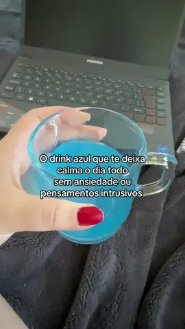 Esse drink tá me deixando calminha o dia todo 