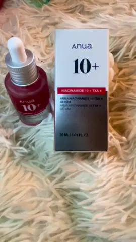 #partenariat #sponsorisé  @anua_global @YesStyle @YesStyleInfluencers  Anua 10+ TXA Serum Niacinamide. Éclaircis et illumine . Anua Niacinamide TXA Brightening Pads: disque demi lune imbibé de tonic . Sous le contour des yeux et sur le visage , ils apportent hydratation, et éclat à votre peau . Anua PDRN hyaluronic acid 100 moisturing cream: Crème hydratante à base d’acide hyaluronic, de PDRN ( dérivé de l’ADN du Saumon ) à faible poids moléculaire qui permet d’hydrater de l’intérieur en améliorant l’absorption.  Anua Zéro-Cast Moisturizing finish sunscreen : Protection Solaire SPF50+ PA++++ . Cette protection solaire hydrate intensément , ne laisse aucune trace blanche sur le visage . Et est résistante à l’eau.  Anua Peach Niacinamide collagène Mask :  Masque éclaircissant au collagène et à la Niacinamide. Enrichit en pêche ce masque contribue à améliorer le grain de peau la laissant fraîche , repulpée et éclatante .  🔆Tous ces Pépites #anua sur Yesstyle avec le code Bibiche129 .  #pinkhalfmoonpad #anuaglow25 