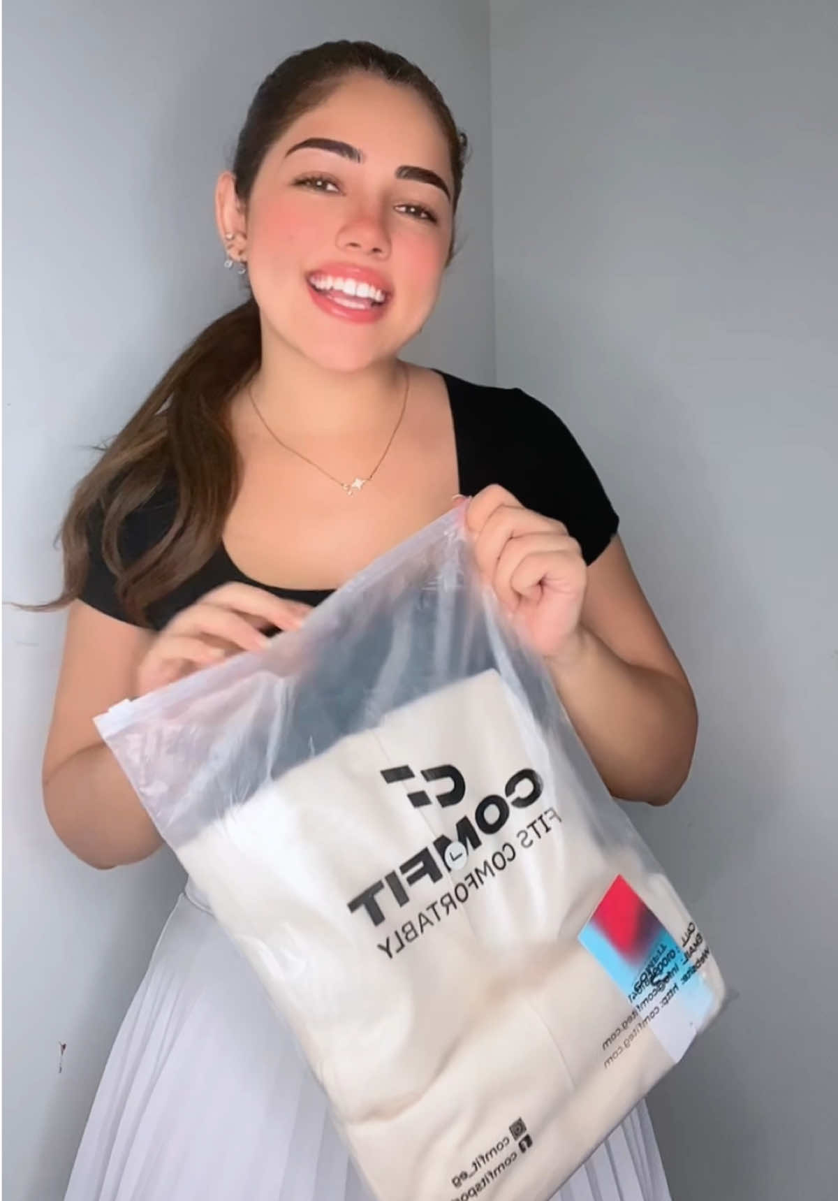 @Comfit #foryoupage❤️❤️ #gymoutfit #sportswear #fyppp #fypage 