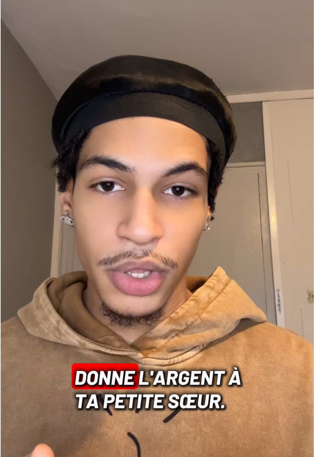 Pour nos petites sœurs❤️ #camerountiktok🇨🇲 #pourtoi #petitesoeur #humour #viralvideos  @MARK CHENEBA 💸 @Dark Shadow SALVATORE💎🇨🇲👑 @BAZAN 🇨🇲🇩🇪 @Jae~Jae🎃🥇 