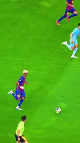 #lamineyamalbarcelona #dribbleking #FCBarcelona #footballhighlights #lamineyamal💎 