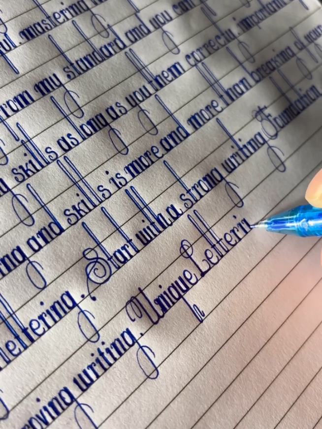 beautiful handwriting in the world 💕🎀🤥😗 #foryou  #handwriting #trending #calligraphy #viral 