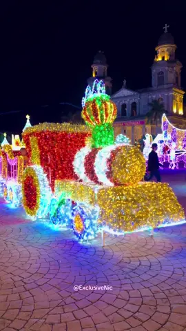 Adornos Navideños Managua Nicaragua #nicaragua🇳🇮 #navideño #navidad #travel #managua 