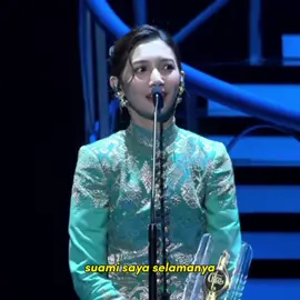 vidi sheila selamanya buat satu sama lain🥹 [ #sheiladara #vidialdiano #penenangmu #fyp [ ⚠️ tw: fakebody #pov]