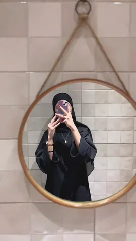 بيني وبينك ناس ودموعي وأنفاسي 🙇🏻‍♀️ #كربلاء #explore #viral #foryou #الشعب_الصيني_ماله_حل😂😂 