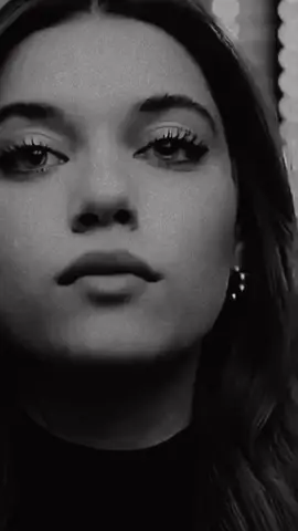 Bu gecə yuxuma gəlmişdin o qədər xoşbəxt oldumki hec vaxt belə gözəl yuxu görməmişdim demək səndə məni unutmamısan.Bir cümlə var Xoşbəxtlik sakitliyi sevir bizim xoşbəxtliymizin səbəbi sakitciliymiz idi cox pis dönəmdən keçirək demək olar həyatım alt üstü sən olsan təkcə sən sakitləşdirə bilərdin məni amma yoxsan tamamilə təkəm hər şeyin öhdəsindən özüm gəlməyə calışıram bəzən o qədər yoruluramki sadəcə günün bitməsini gecənin gəlməsini gözləyirəm. 💔😪🥺😔😒