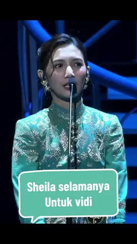 Vidi selamanya untuk sheila. Sheila pemeran wanita terbaik FFI2025 #sheiladara #festivalfilmindonesia2025 