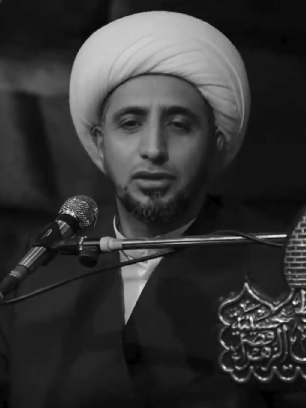 هاذا فضـور نظــر....!  . . . . . . . .