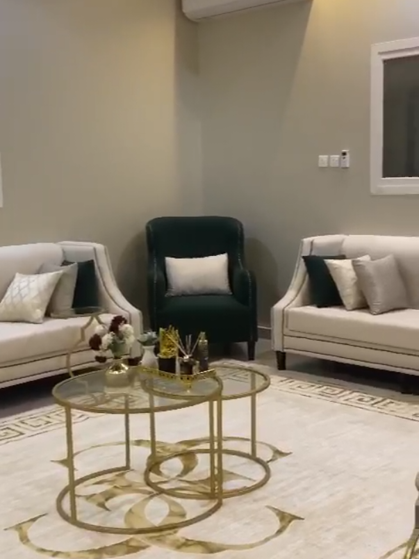 من شغلنا 🤩✨ نوريكم مجلس استقبال عميلتنا الله يبارك لهم  #كنبات_مجالس_عربيه_مودرن_اطقم_فخمه #ديكورات_منزليه_داخليه #كنبات #اكسبلورexplore #fypシ゚viral 