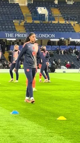 Alexia 🥰 #fcbfemení #alexiaputellas #mapileon #claudiapina #sydneyschertenleib 