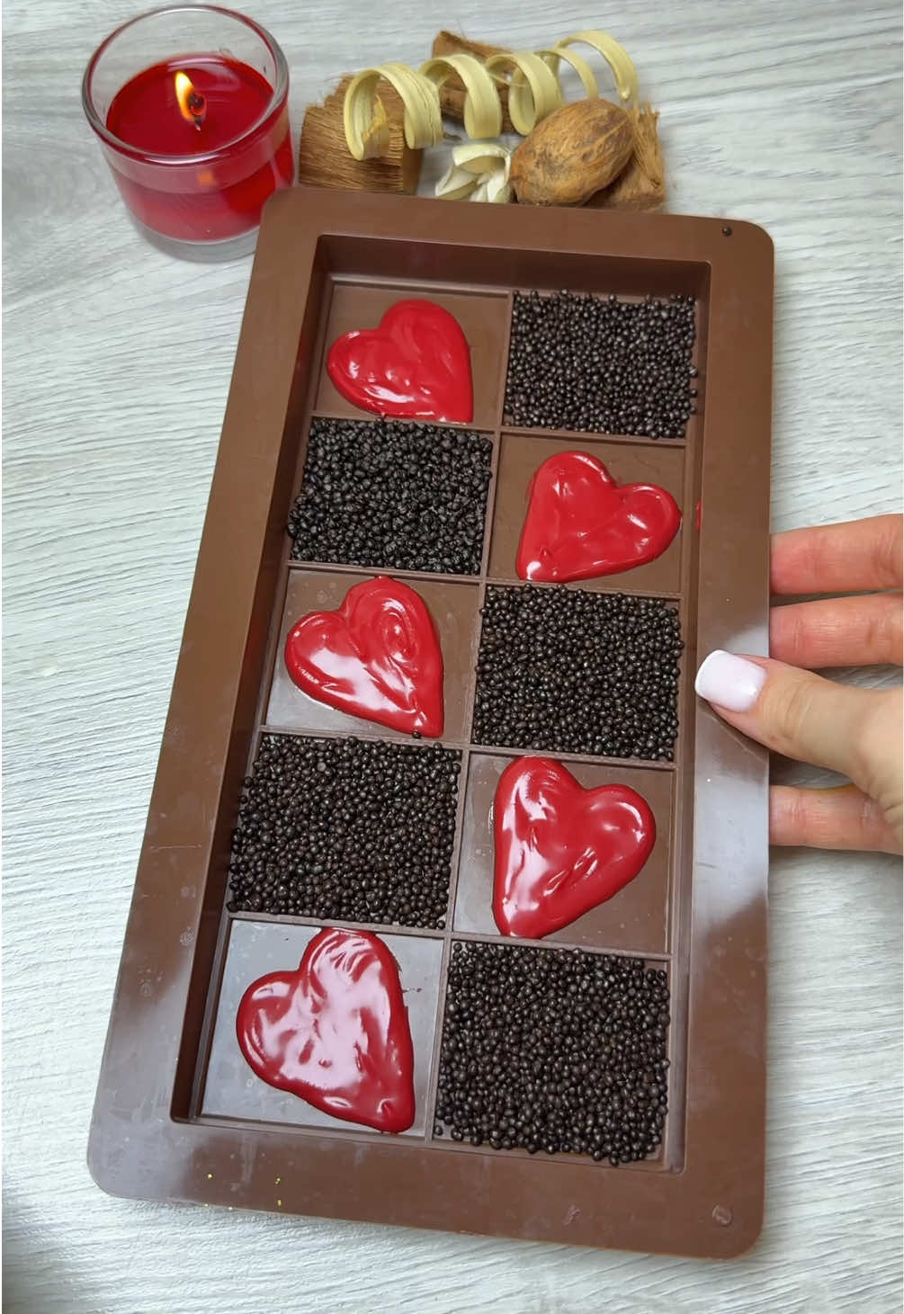 Homemade caramel dubai chocolate 🍮#caramelchocolate #carameldubaichocolate #homemadedubaichocolate #dubaichocolaterecipe #caramel 