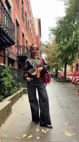 Calm luh fit. #leatherjacket #boots #winteroutfits #nycfit