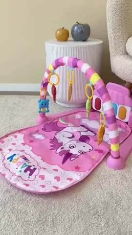 👶🎹 Tapete de Engatinhar com Piano  Macio, seguro e divertido! Estimula os sentidos, coordenação e movimento do bebê com cores, sons e pedal de piano.😊 LINK NA BIO!! #tapeteinfantil #pianoinfantil #brinquedoseducativos #ofertas 