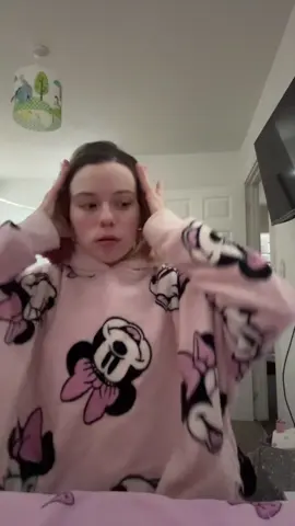 #fyp #skincare #gurwmroutine 