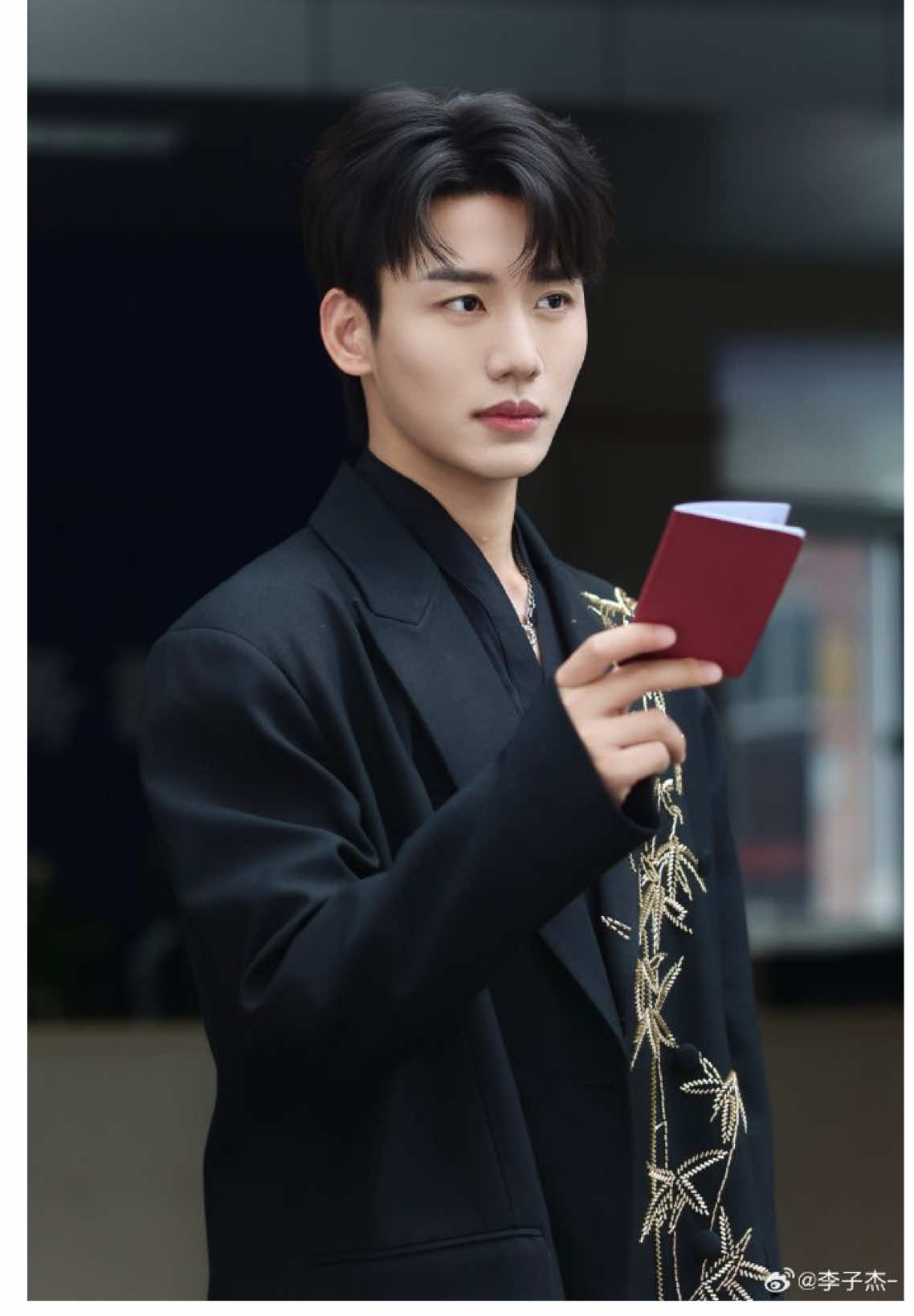 Mukanya tengil banget 😂 #lizijie #aktorchina #fyp #xybca #foryou 