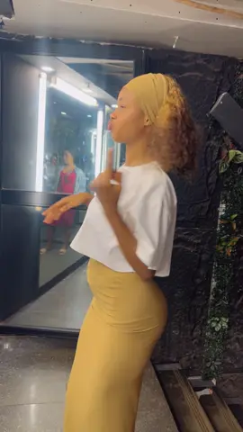 #skinny #abonnetoi❤️❤️🙏菲利克斯祝你晚上出色♥️ #videoviral #visibilité 